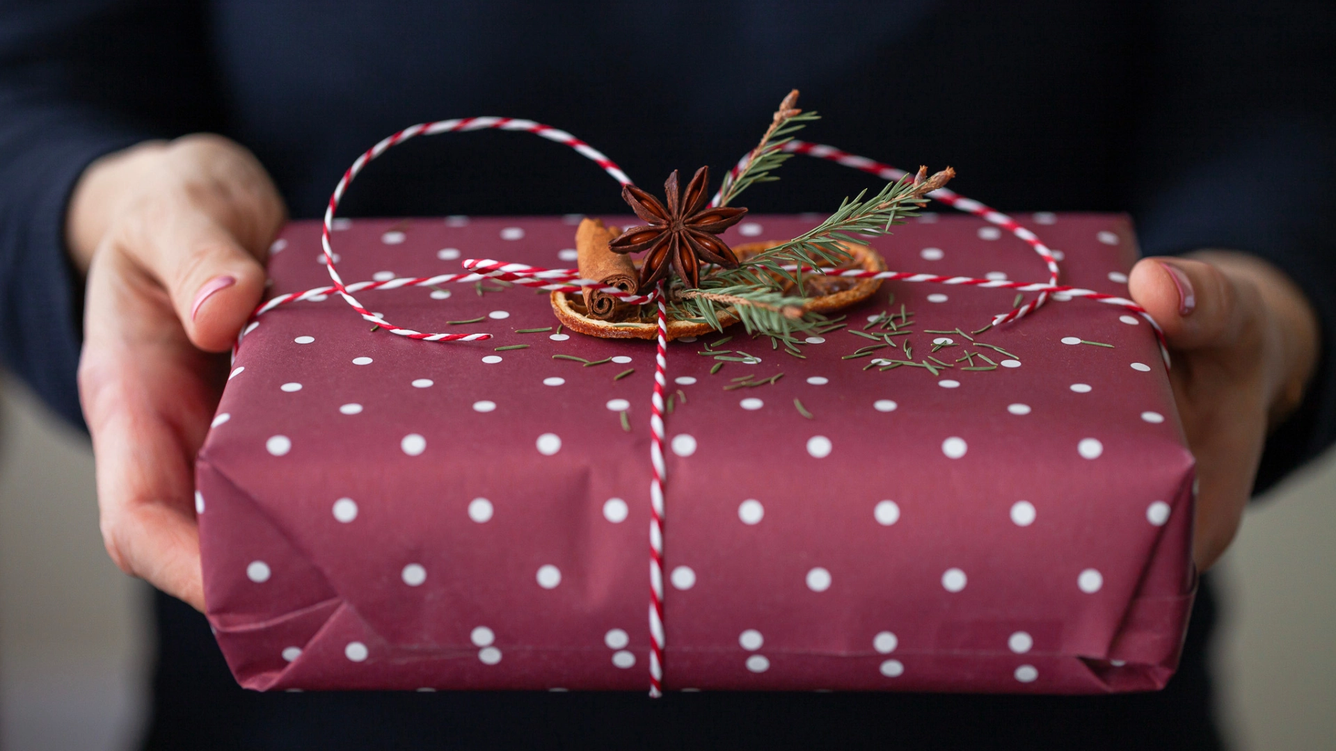Etsy Holiday Sales Hub 2026